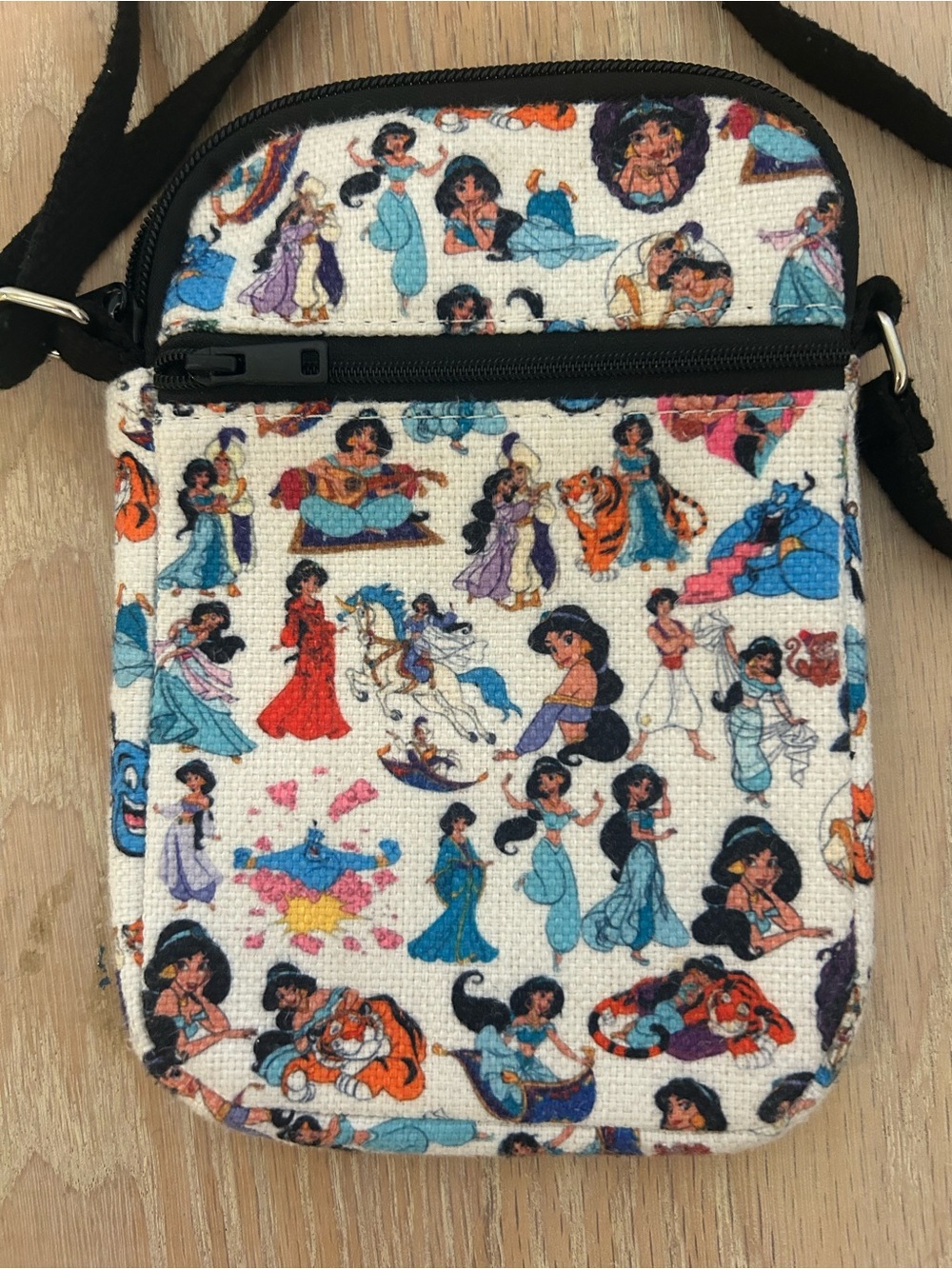 Jasmine Character-Print Crossbody Bag - Blue/White